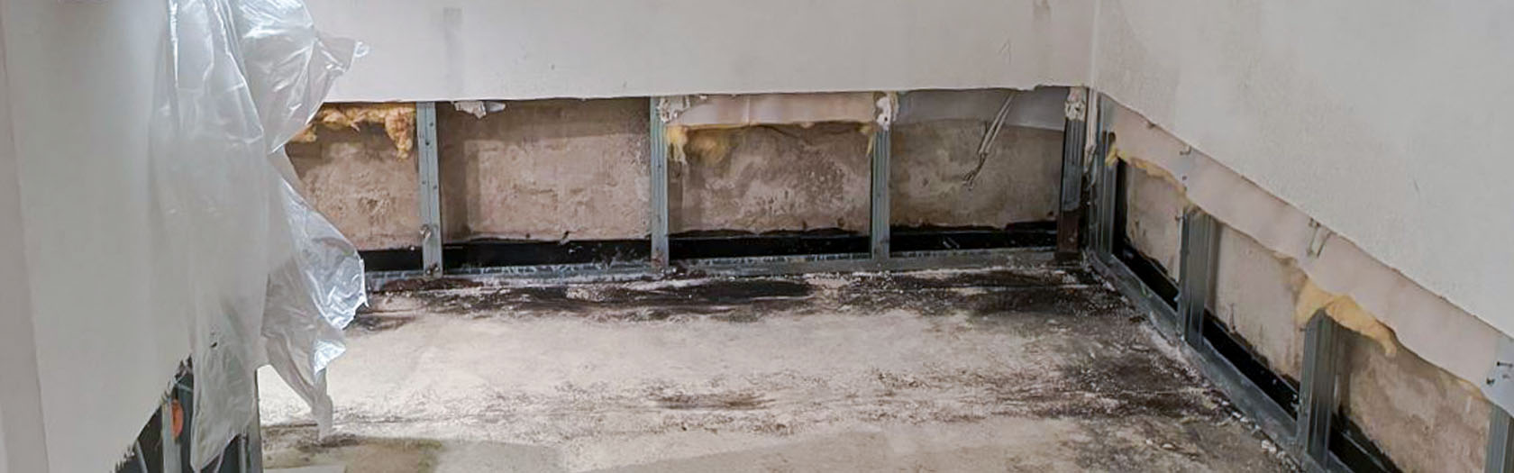 IPEK Sanierung GmbH, Trennerbild, Fotografie eines sanierten und renovierten Badezimmers