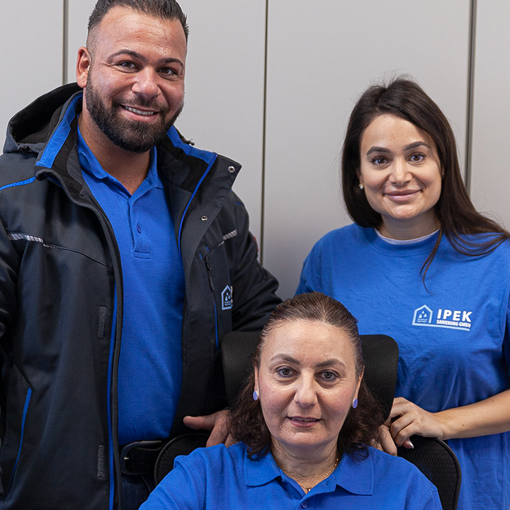 IPEK Sanierung GmbH, Über uns, Mehmet mit Samira und Saniye Ipek